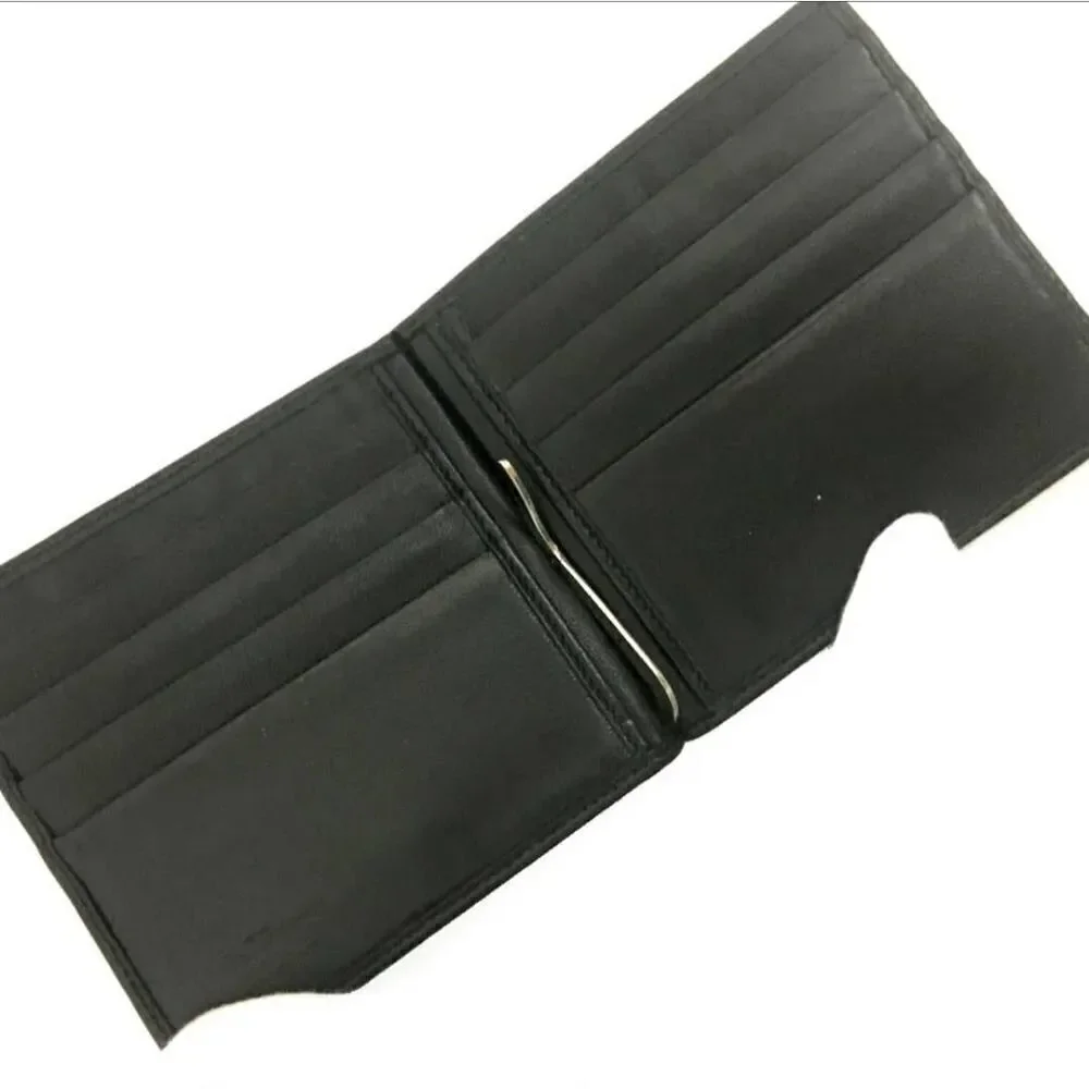 Salvatore Ferragamo Black Leather Bifold Wallet /1A7776. 668132